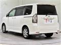 2007 Toyota Voxy