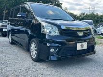 2013 Toyota Noah