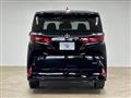 2025 Toyota Alphard Hybrid