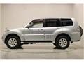 2015 Mitsubishi Pajero