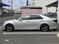 2013 Toyota Crown Hybrid