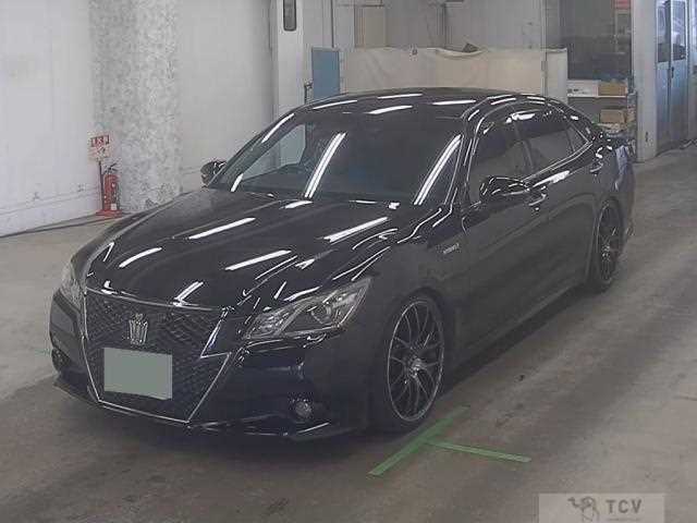2015 Toyota Crown