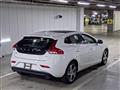 2016 Volvo V40