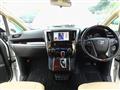 2017 Toyota Vellfire