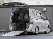 2009 Toyota Voxy
