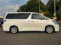 2012 Toyota Vellfire