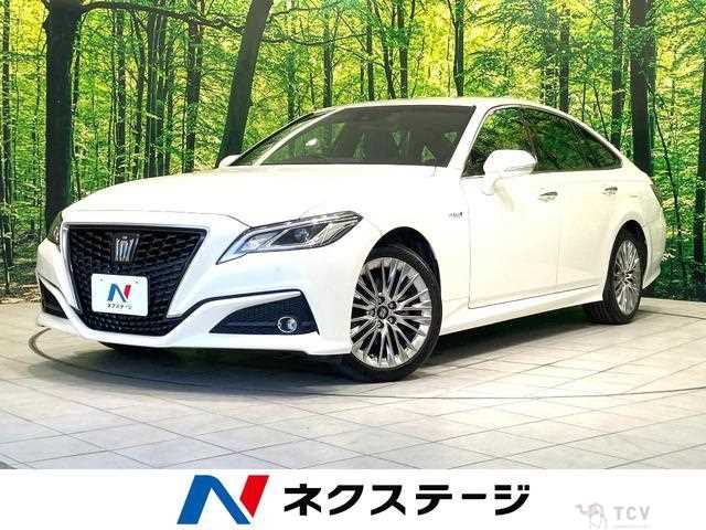 2019 Toyota Crown Hybrid