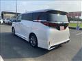 2024 Toyota Alphard Hybrid