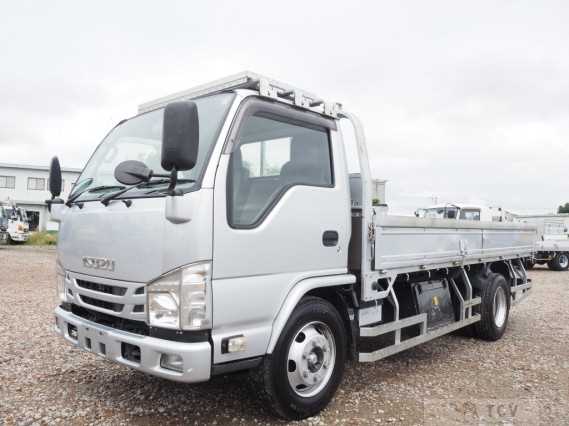 2020 Isuzu Elf Truck