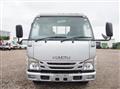 2020 Isuzu Elf Truck