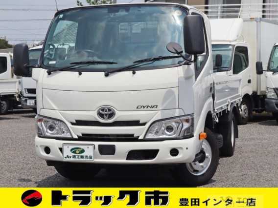 2022 Toyota Dyna Truck