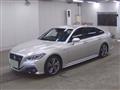 2018 Toyota Crown Hybrid