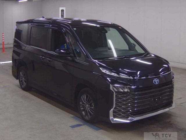 2022 Toyota Voxy