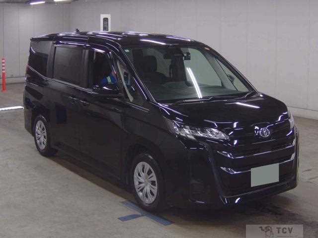 2022 Toyota Noah