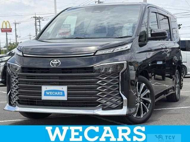 2025 Toyota Voxy