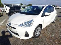 2013 Toyota AQUA