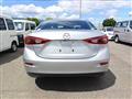 2017 Mazda Axela