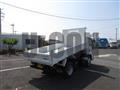 2025 Isuzu Elf Truck