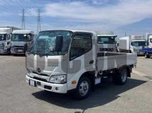 2025 Hino Dutro