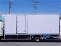 2025 Mitsubishi Fuso Fighter