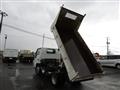 2019 Isuzu Elf Truck
