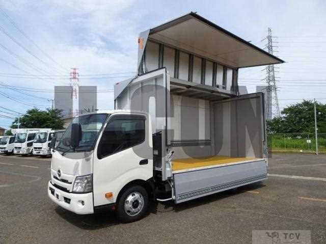 2025 Hino Dutro