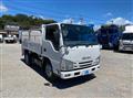 2019 Isuzu Elf Truck