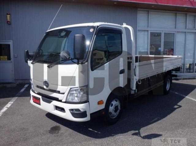 2025 Hino Dutro