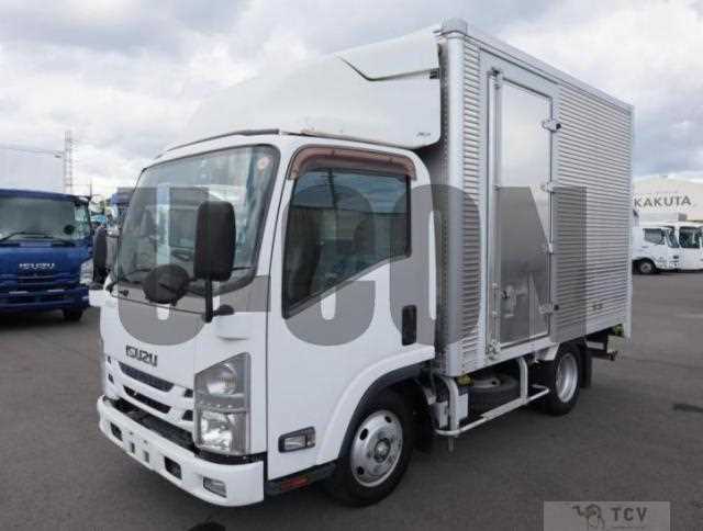 2017 Isuzu Elf Truck