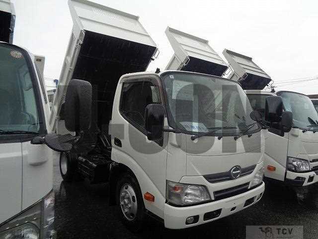 2013 Hino Dutro