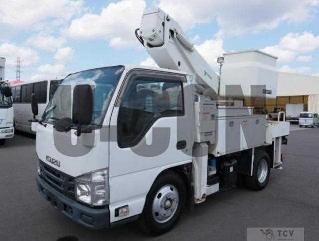 2020 Isuzu Elf Truck