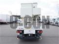 2020 Isuzu Elf Truck