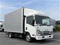 2022 Isuzu Elf Truck