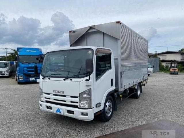 2011 Isuzu Elf Truck