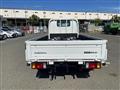 2020 Isuzu Elf Truck