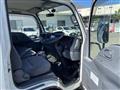 2020 Isuzu Elf Truck