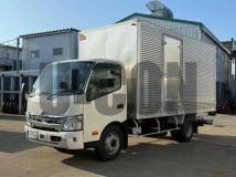 2025 Hino Dutro