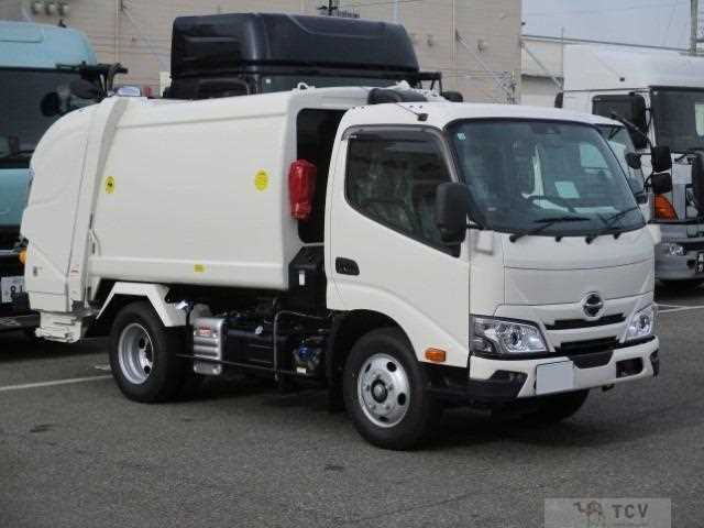 2026 Hino Dutro