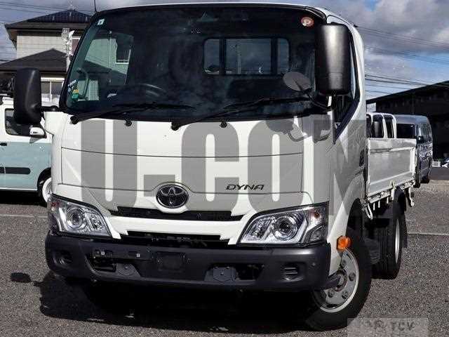 2022 Toyota Dyna Truck