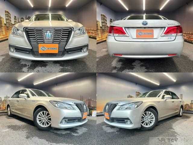 2013 Toyota Crown Hybrid