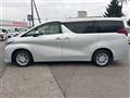 2016 Toyota Alphard G