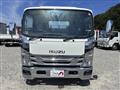 2017 Isuzu Elf Truck