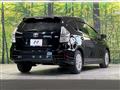 2011 Toyota PRIUS α