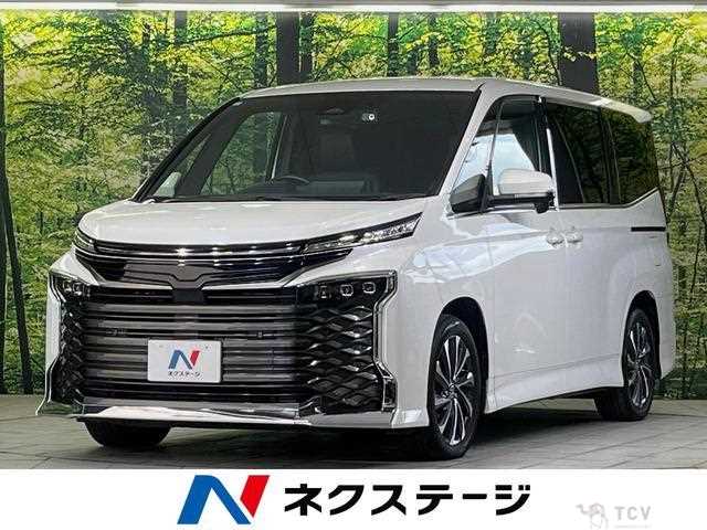 2023 Toyota Voxy