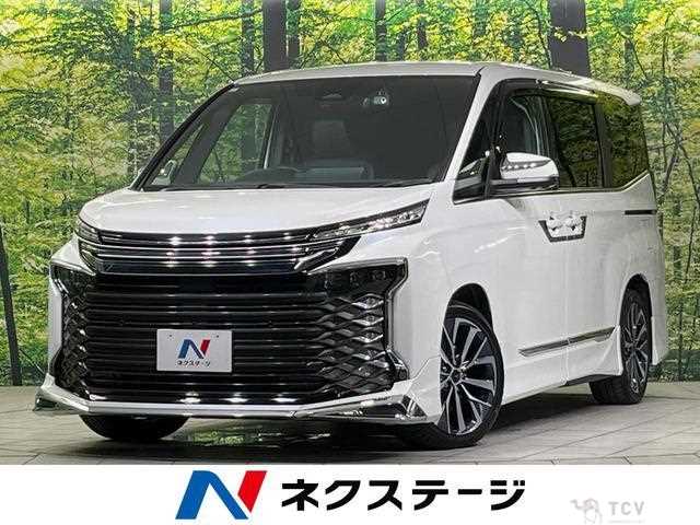 2023 Toyota Voxy