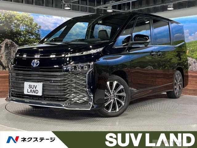 2022 Toyota Voxy