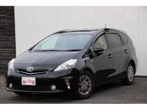 2013 Toyota PRIUS α