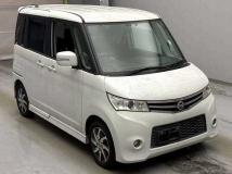 2012 Nissan ROOX