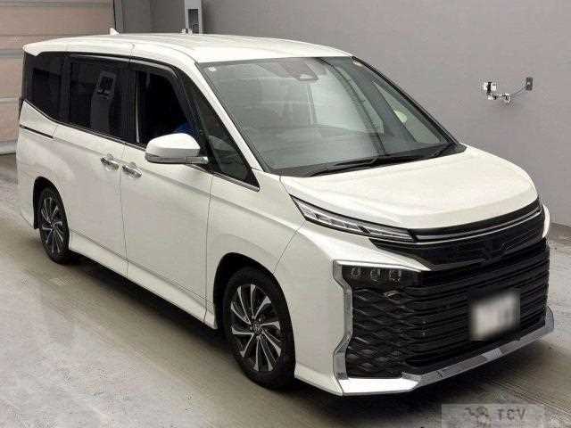 2024 Toyota Voxy