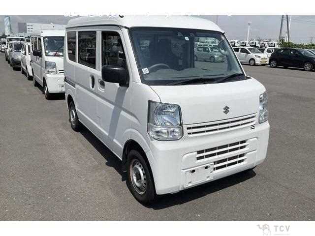 2022 Suzuki Every